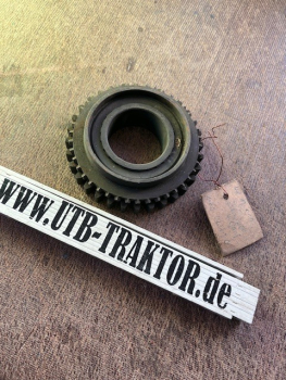 Zahnrad Getriebe 4. Gang untere Welle UTB + Fiat 540 640 55.46 65.46 70.56 aus org. Lagerbestand